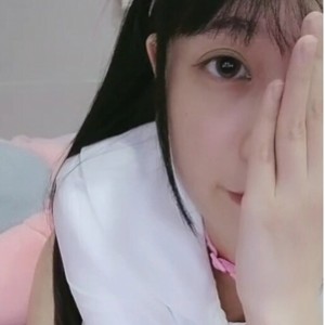 19岁小美女小雨直播合集:大小视频吸引力